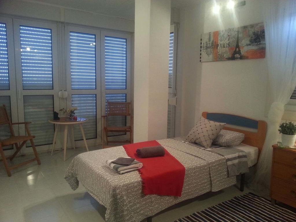 Apartamento Maestro Parada Torrevieja Habitación foto